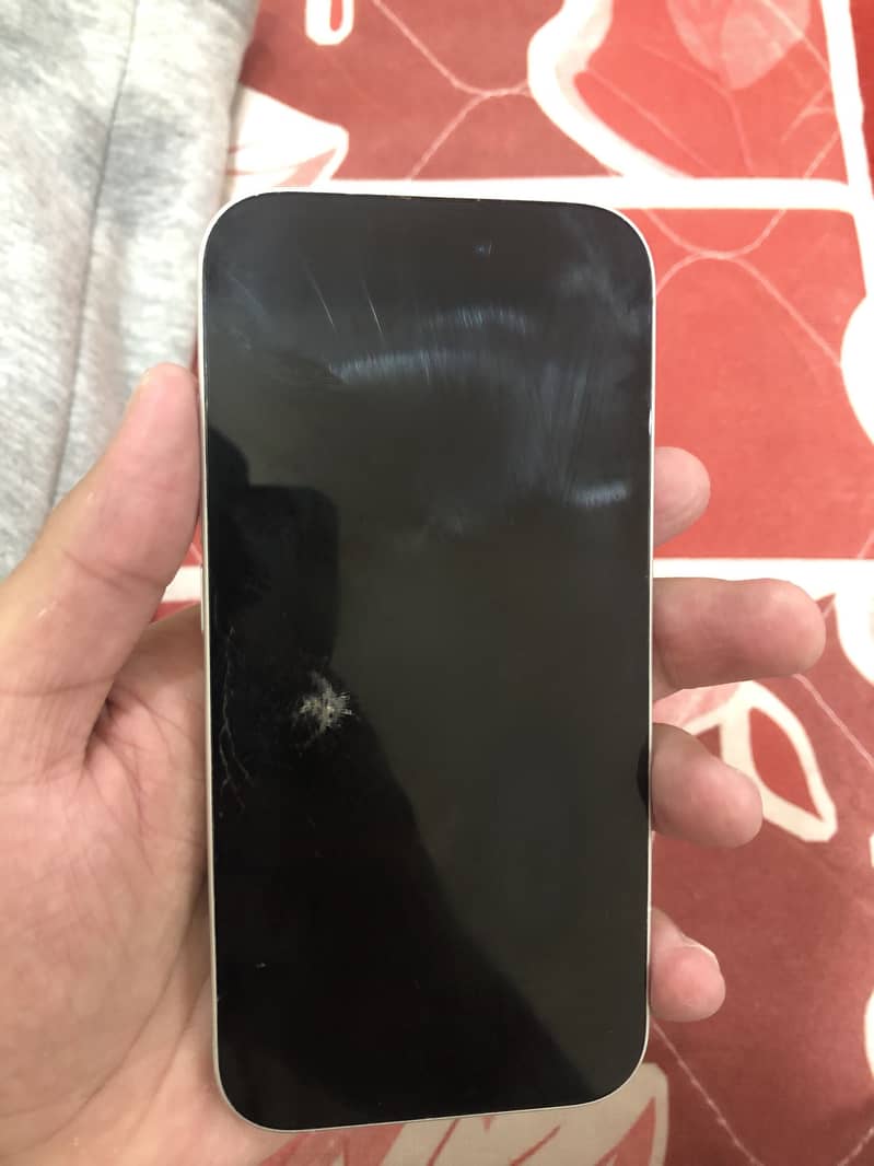 Iphone 16 middle east version 2