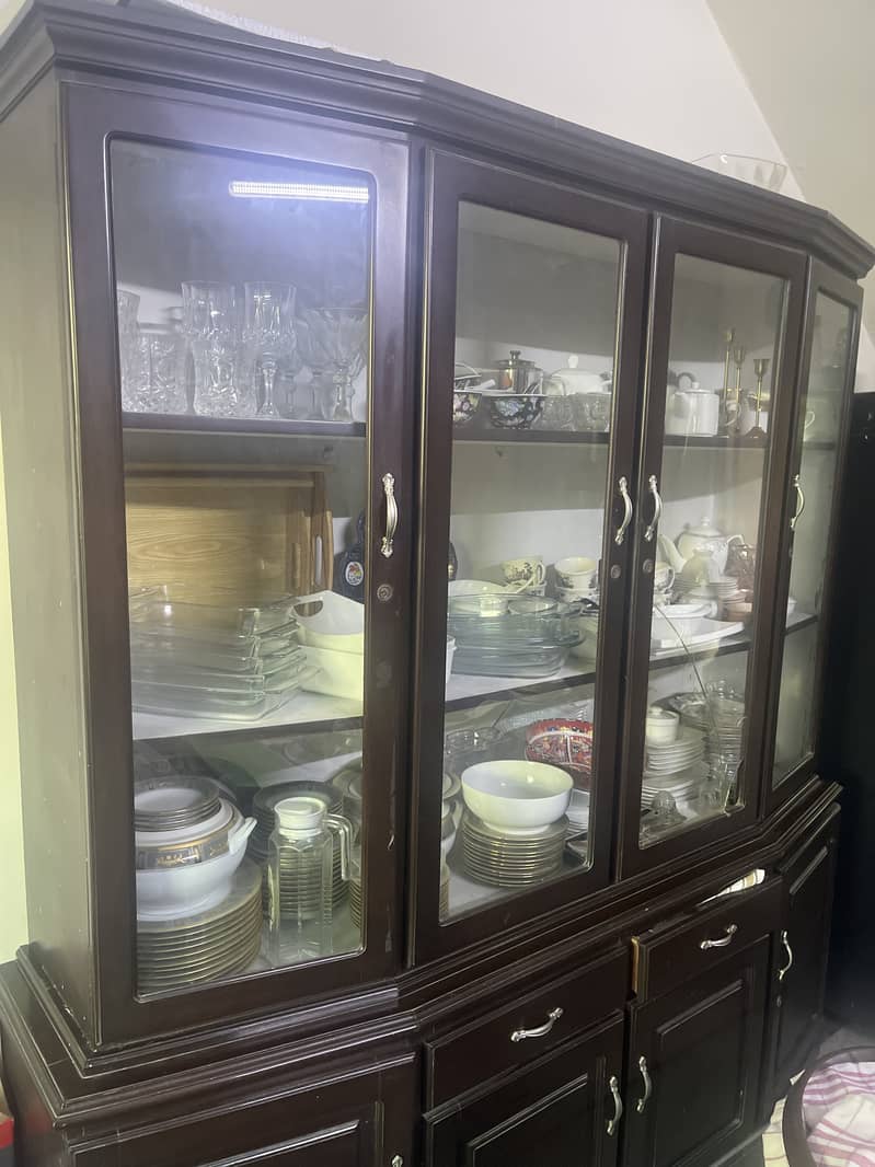 Crockery Unit 0