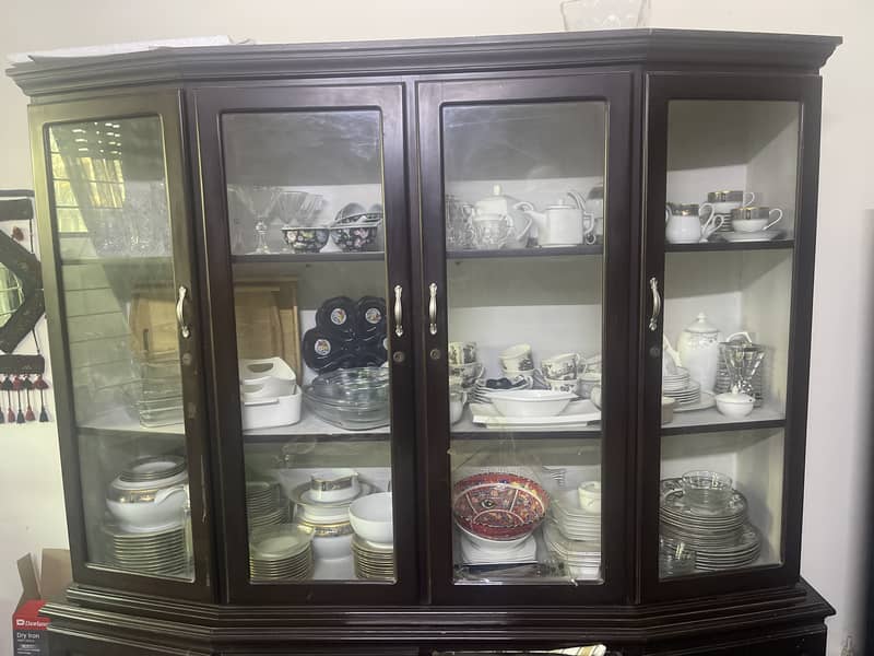 Crockery Unit 1