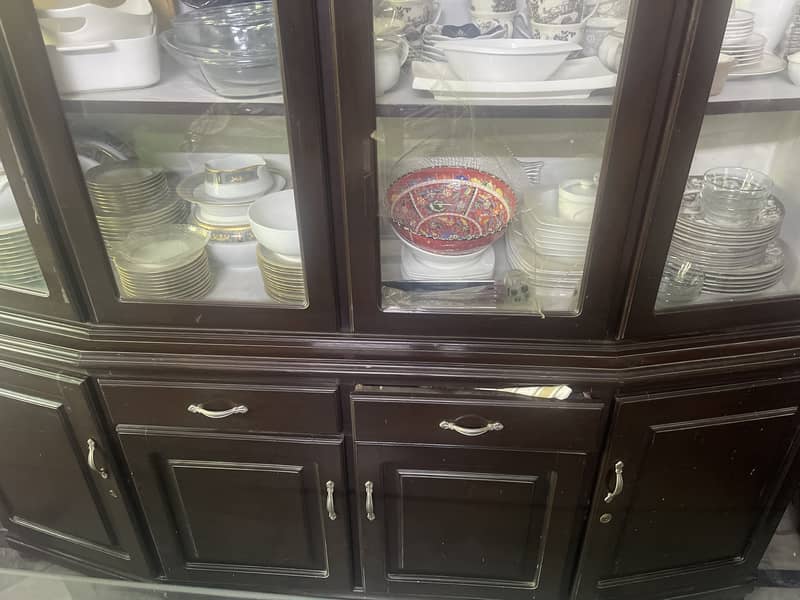 Crockery Unit 2