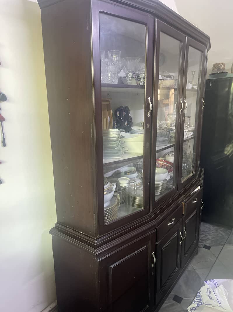 Crockery Unit 3
