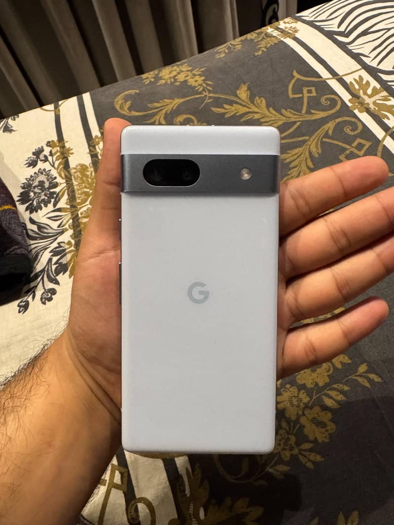 Google Pixel 7a 1