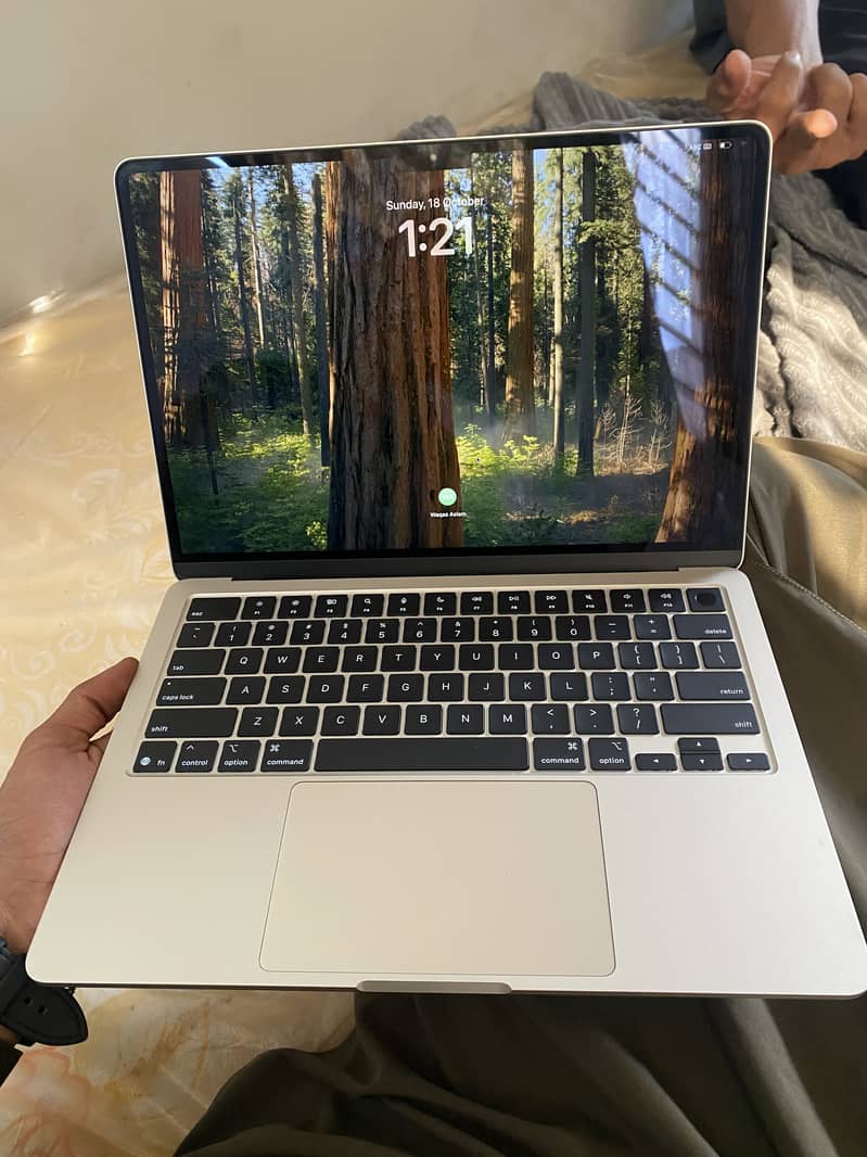 Macbook  m4 1