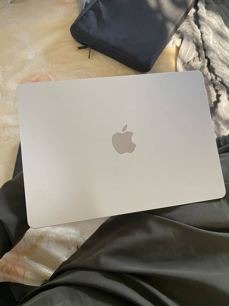 Macbook  m4 2