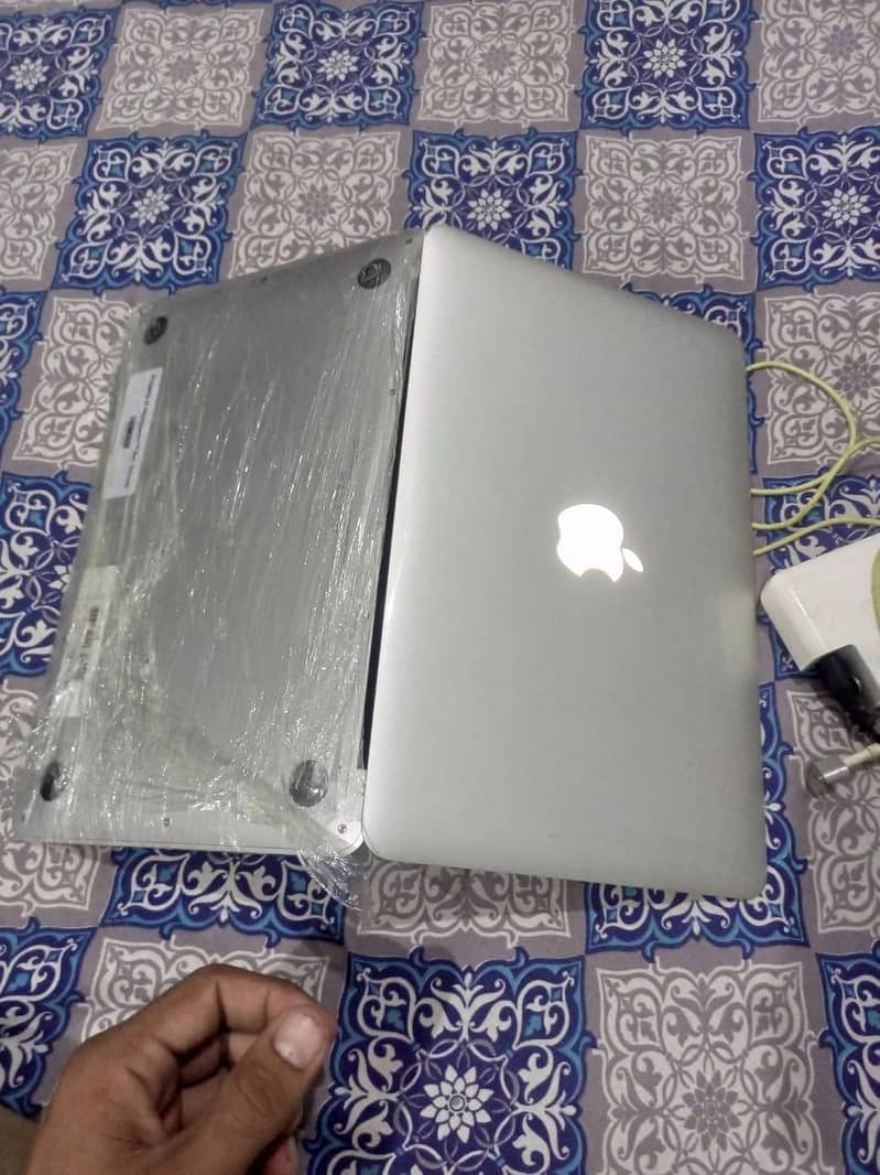 Mac book air 4