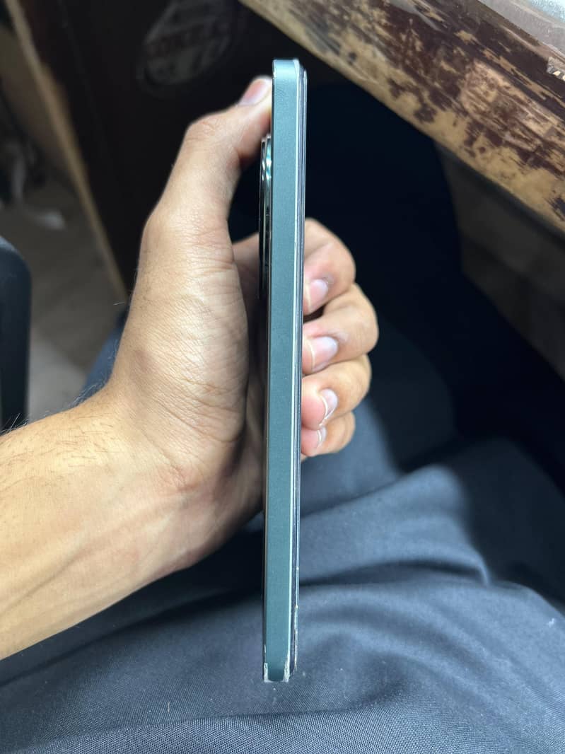 Realme 12 6