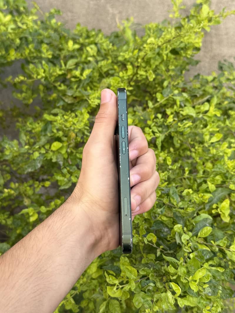 iPhone 13 ~Exchange Possible 3