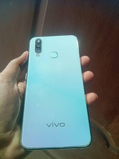 Vivo Y17