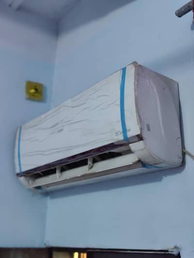 Haier 1.5 Ton DC Inverter AC – Only 6-7 Months Used – 100% OK