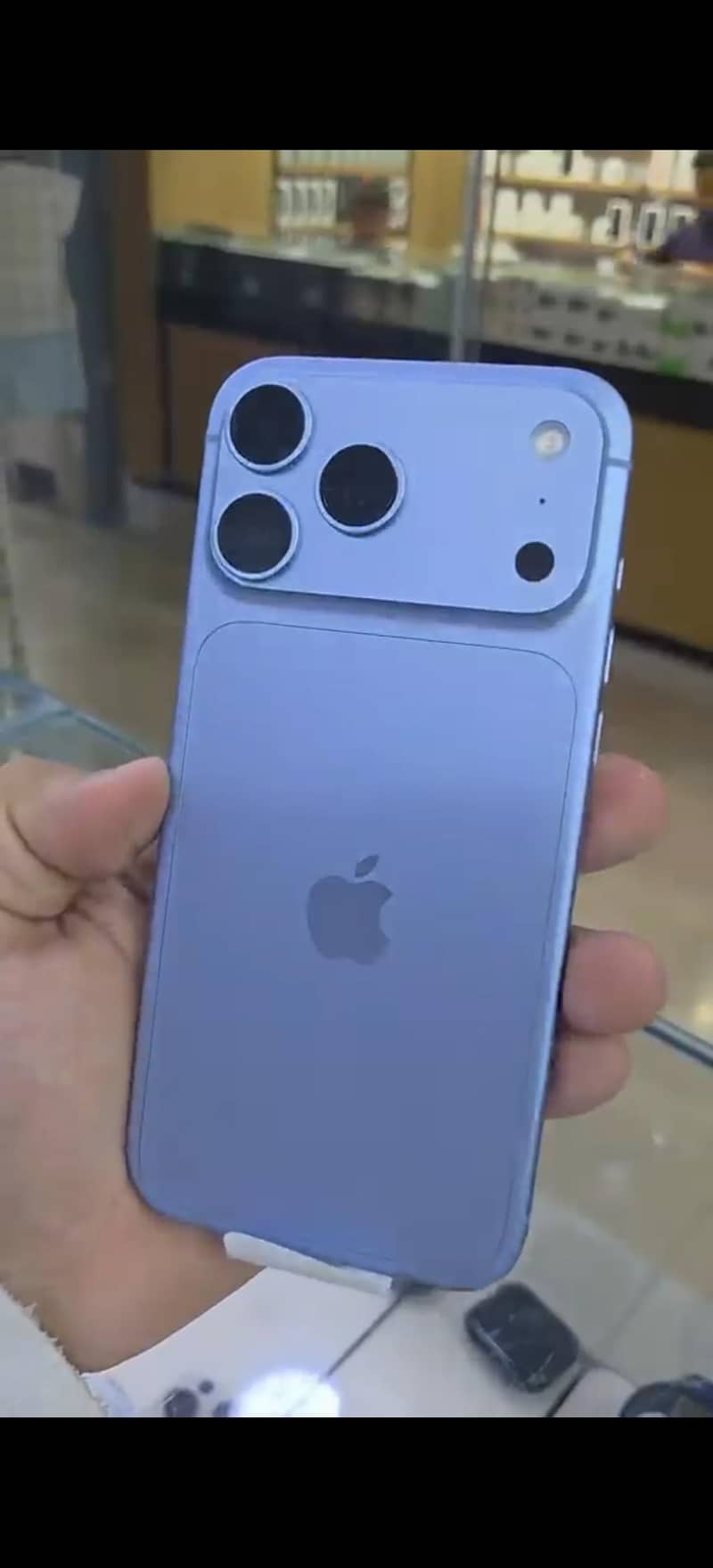 Apple iPhone 18 Pro Max 3