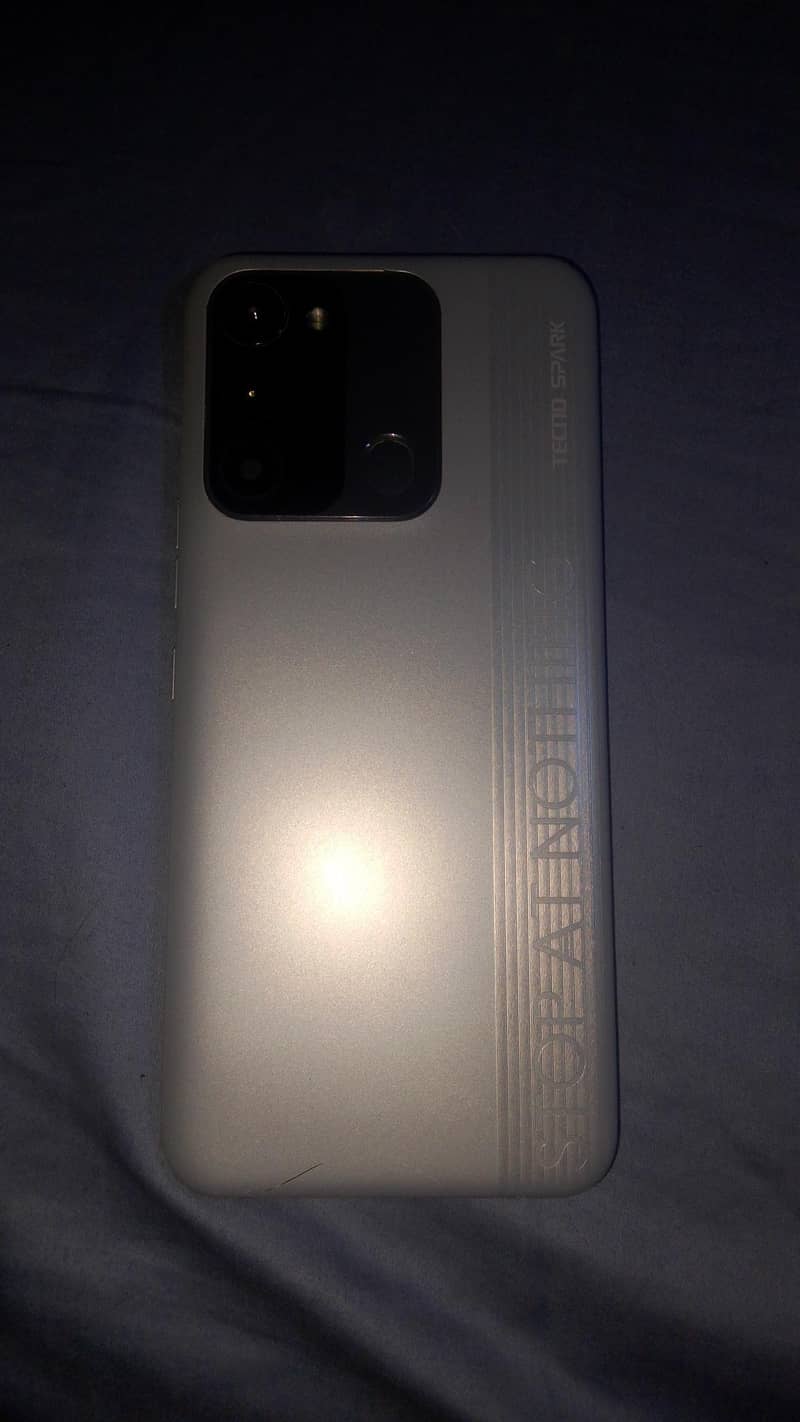 Tecno Spark 8C 2