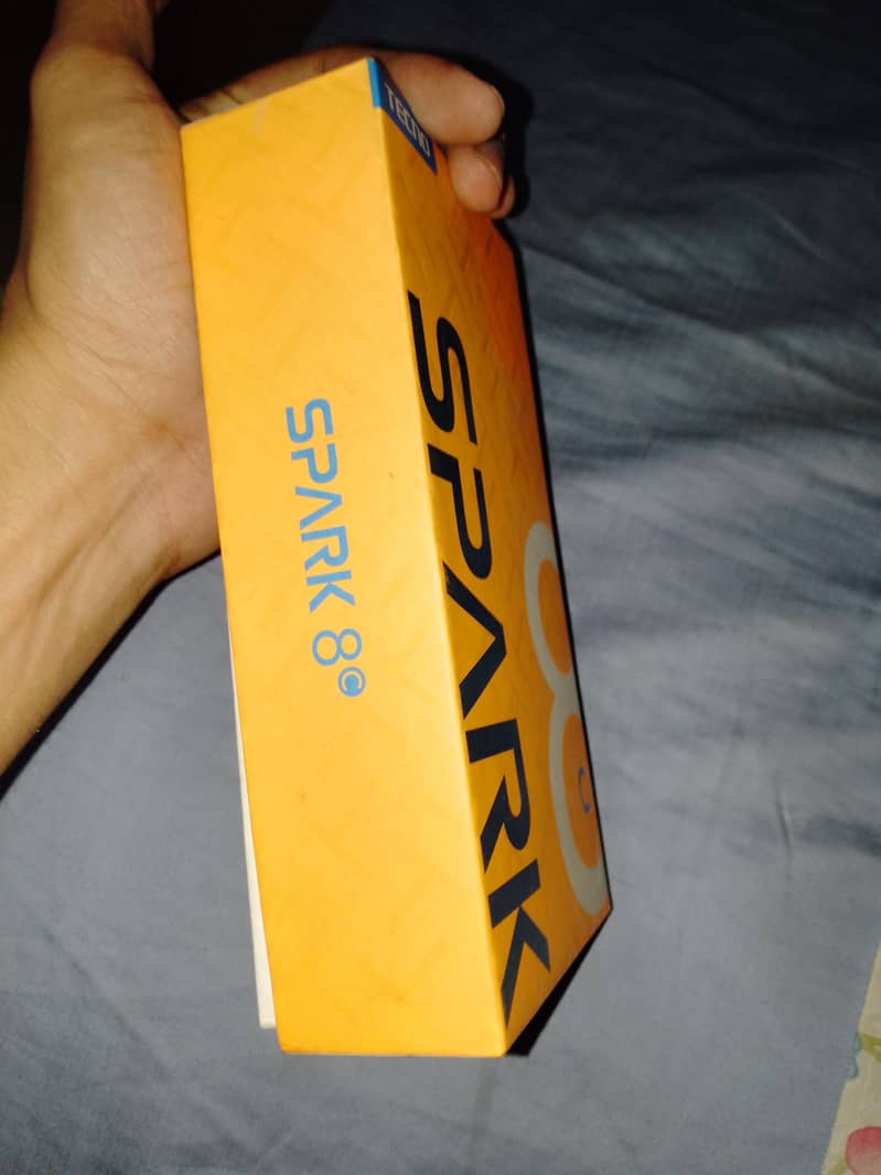 Tecno Spark 8C 10