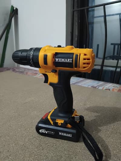 Cordless ScrewDriver Machine With Batteries and Bit
