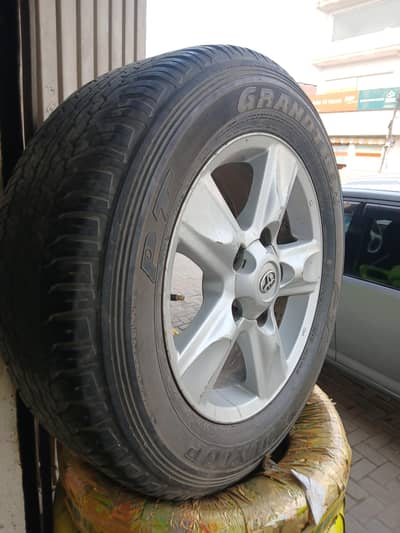 Toyota Land Cruiser Prado Tyres \ RIM | Car Tires All Brands, Used\NEW