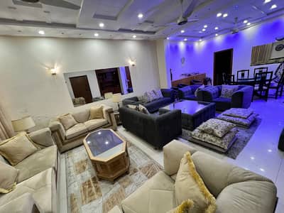 10 MARLA LOWER PORTION AVAILABLE FOR RENT IN MODEL TOWN EXT