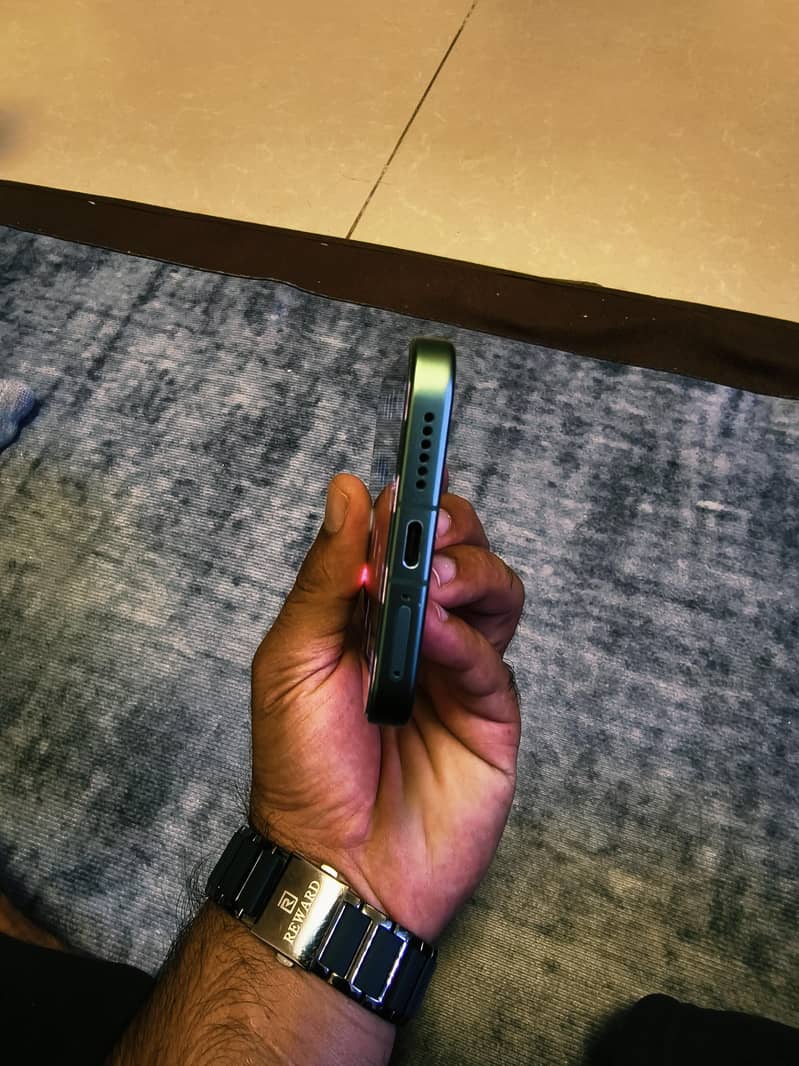 Xiaomi 17 pro max 5