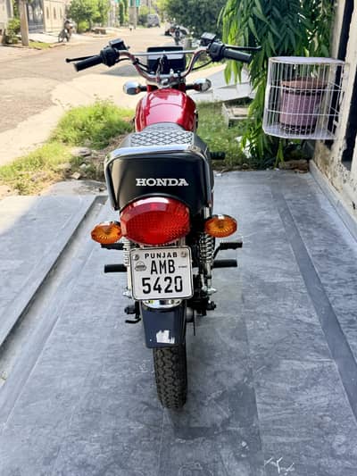 United Honda bullet max 2027 Model like new 2000 km used