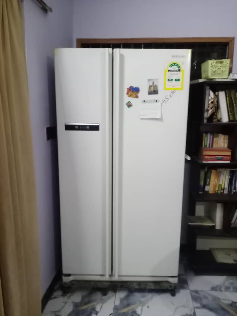 Refrigerator 1