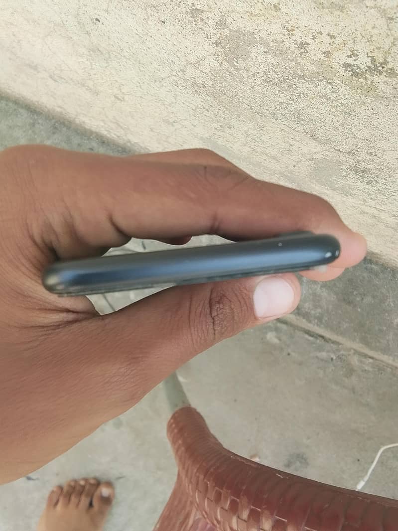 Apple iPhone 7 1