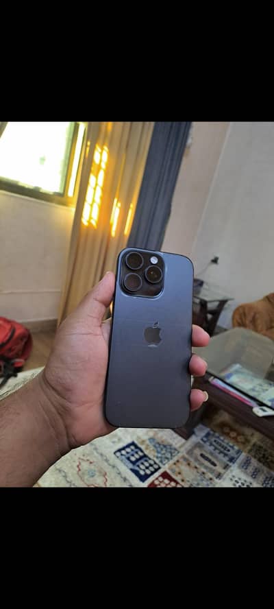 Apple iPhone 16 Pro
