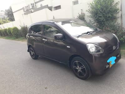 Daihatsu Mira 2012