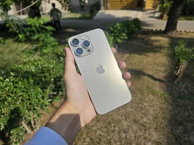 iPhone 15 Pro Max | 512 GB | JV | 92% Health |
