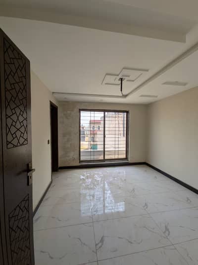5 Marla Beautiful House For Sale Central Park Housing Scheme Lahore