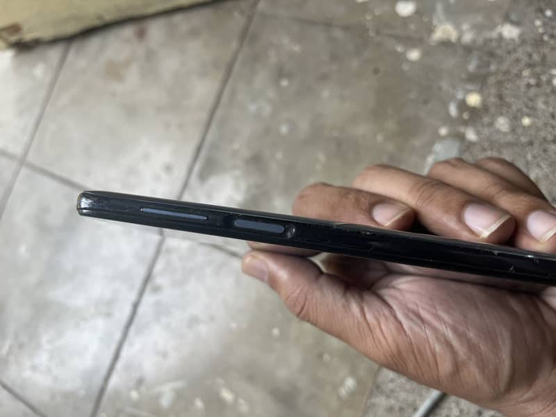Xiaomi Redmi Note 9 Pro 3
