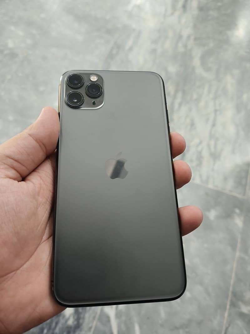 Apple iPhone 11 Pro Max 5