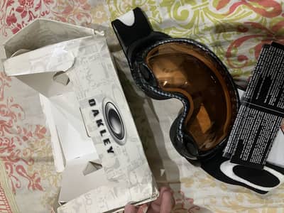 Oakley Splice or Oakley A-Frame