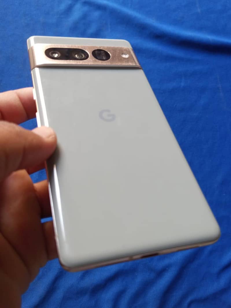 Google Pixel 7 Pro 0