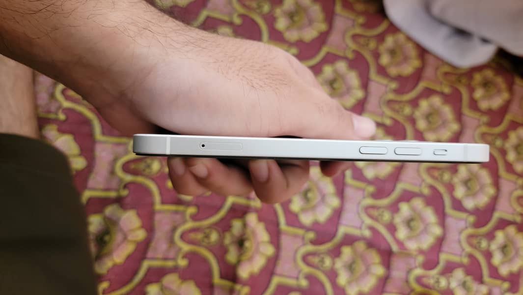 Apple iPhone 12 0