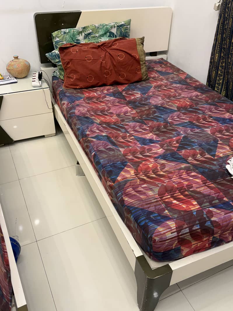 Complete bedroom set 2