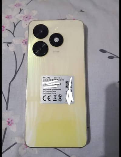Tecno spark 20c 4/128