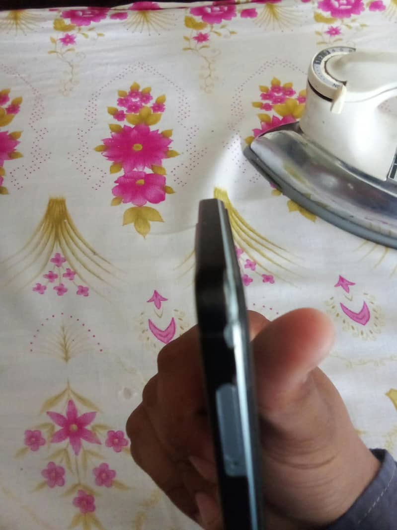 OPPO A3s 7