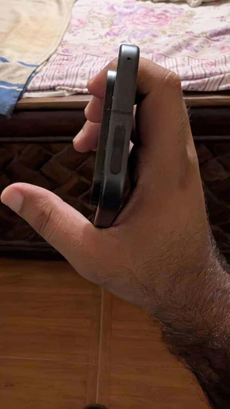 Google Pixel 9 3
