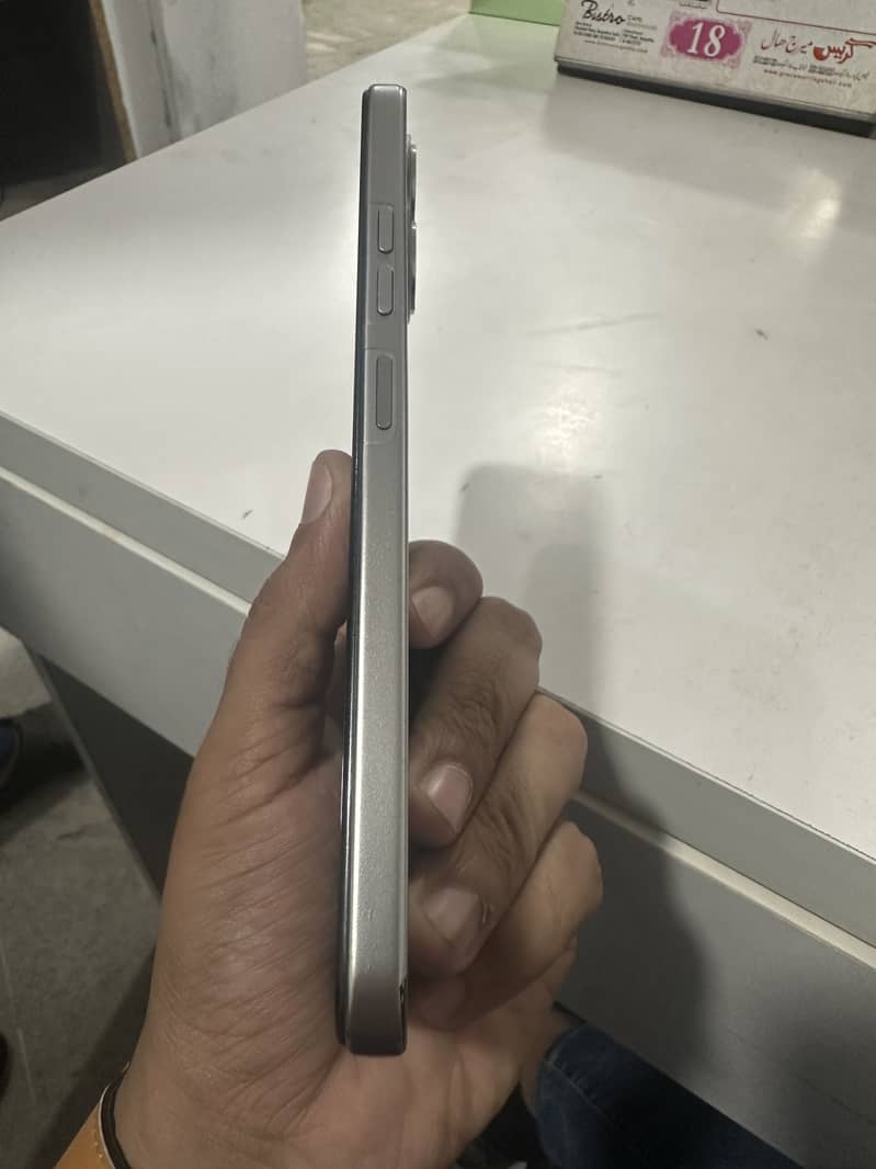 Tecno Spark Go 2 2