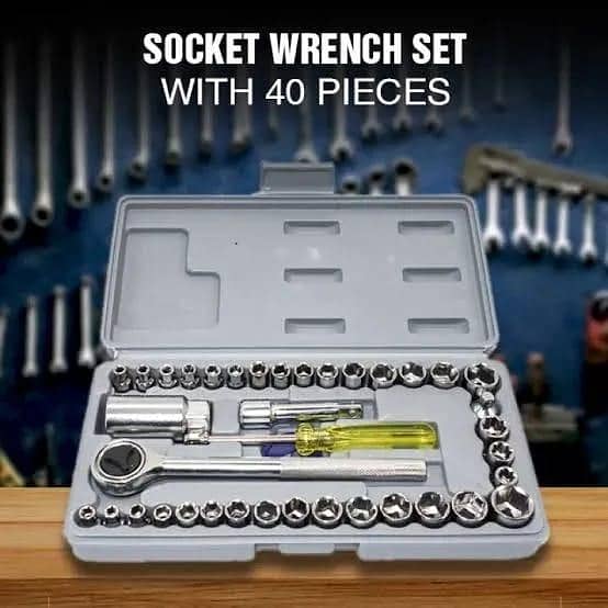 T  40 PCS COMBINATION SOCKET WRENCH SET
