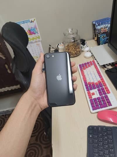 iPhone SE 3rd Gen (2022) Unlocked — Exchange with S10 Plus / S10 5G