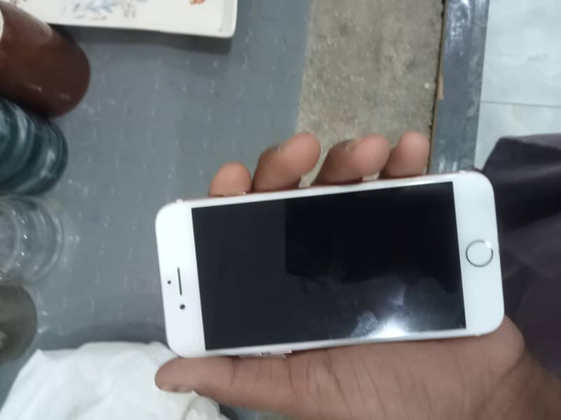 iPhone 7 0