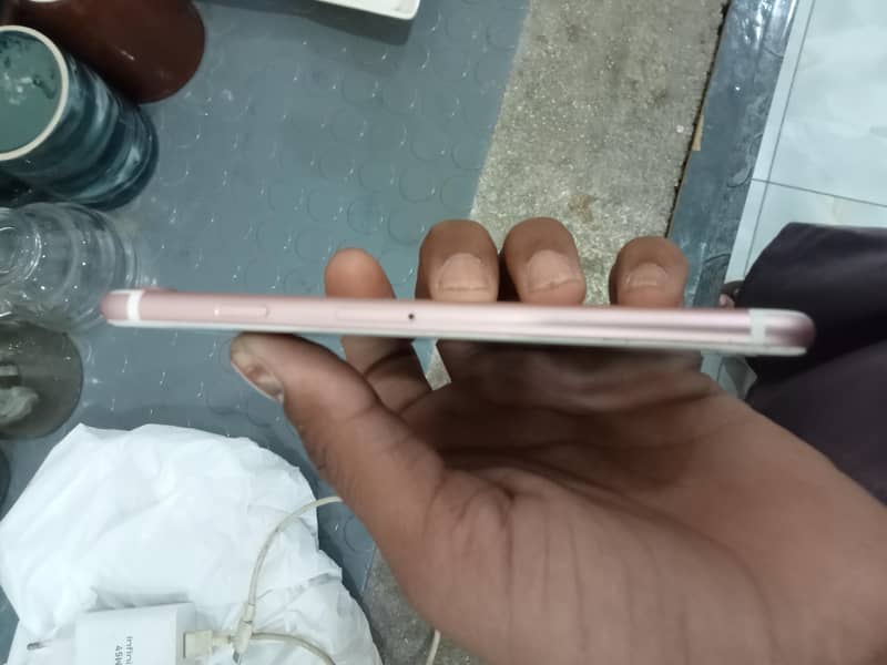 iPhone 7 2