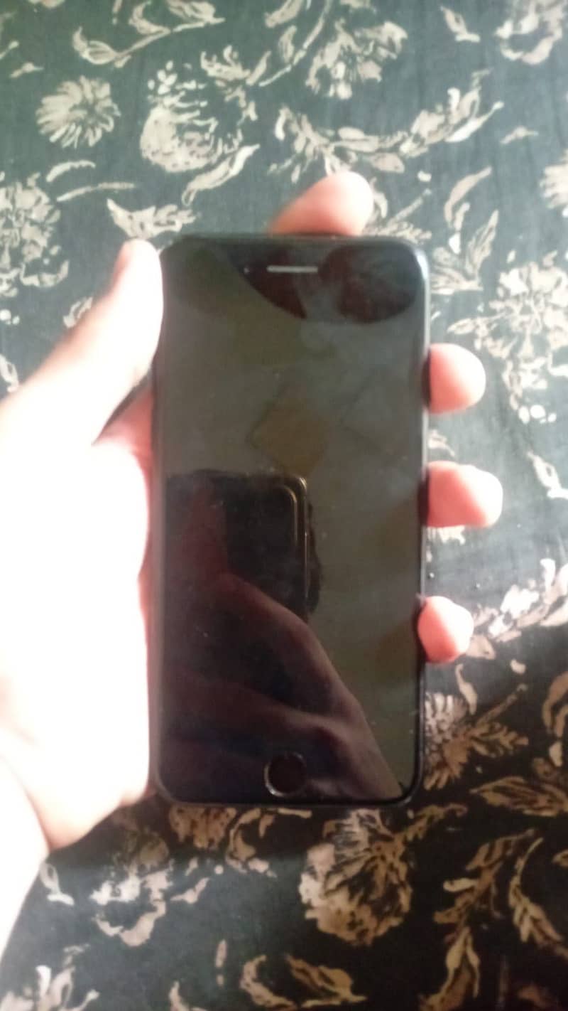 Apple iPhone SE 0