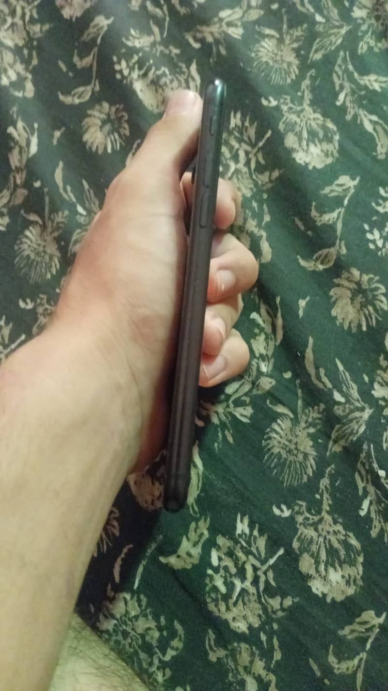 Apple iPhone SE 2