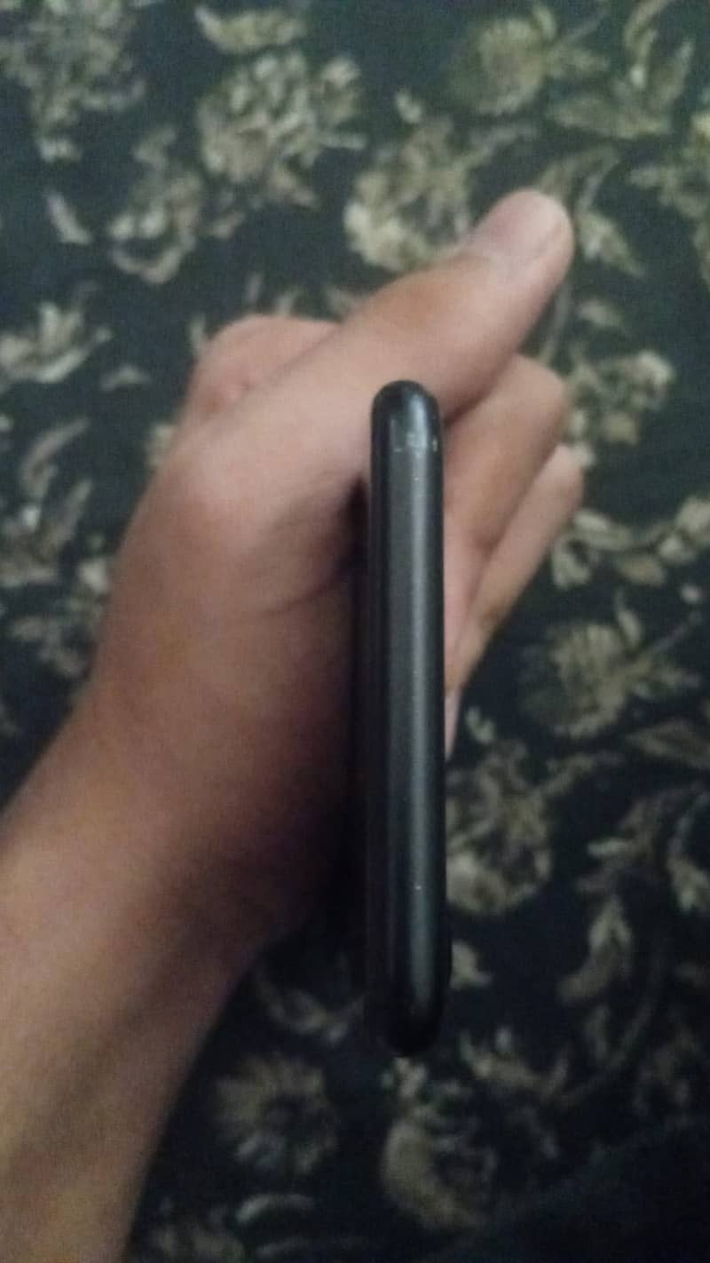 Apple iPhone SE 4