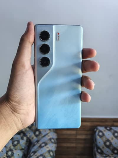 Tecno CAMON 40 Pro