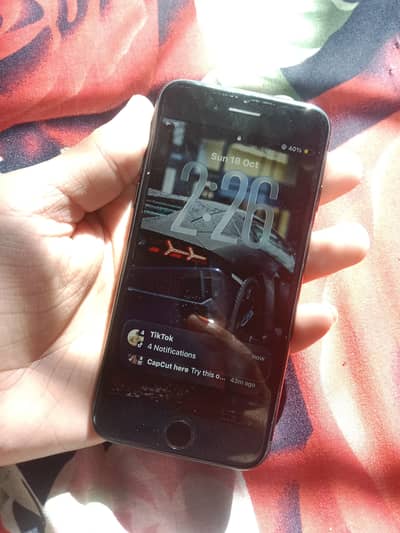 Apple iPhone SE