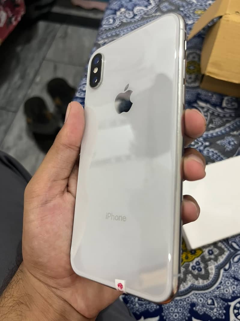 Apple iPhone X 6