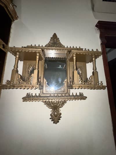 Chinoti jharoka mirror