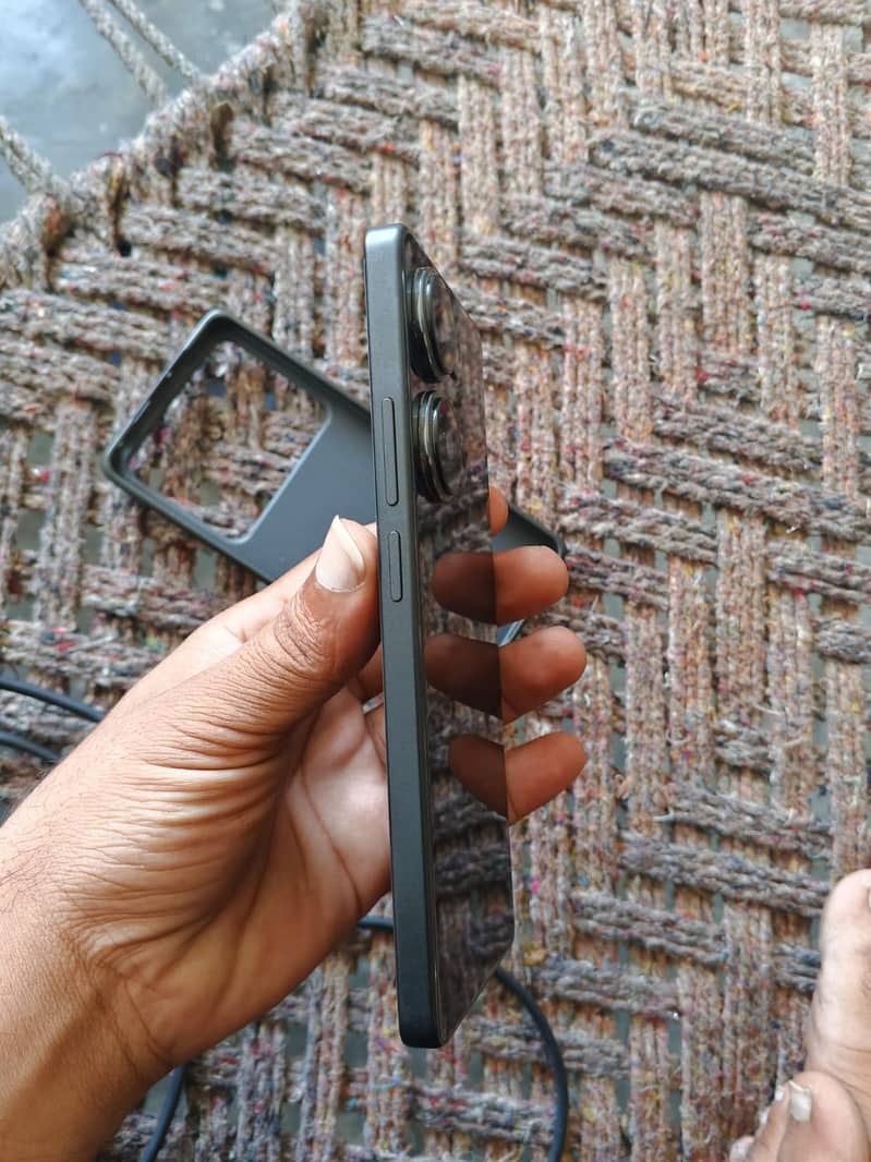 Xiaomi Redmi Note 13 Pro 3