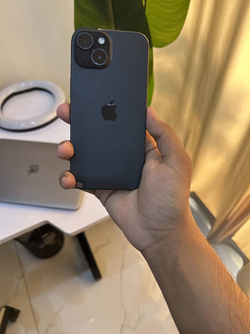 Apple iPhone 15 0